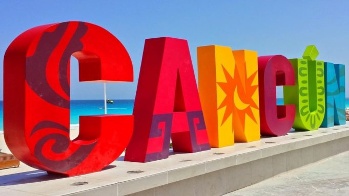 Playa Delfines, el gran mirador de Cancún, ideal para esta Semana Santa